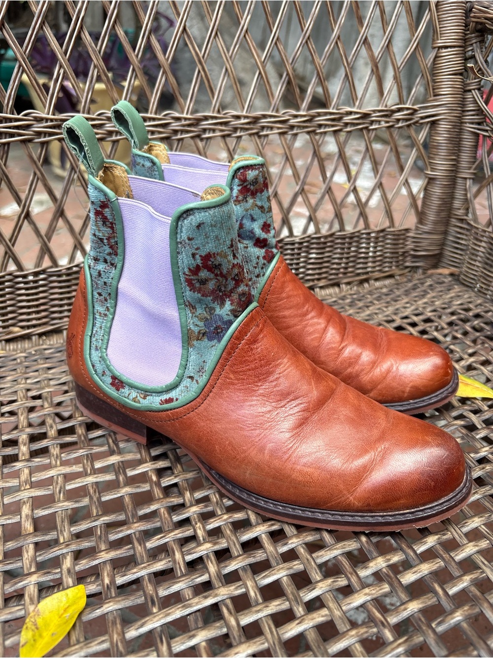 John Fluevog BIBLIO NORTON LAYERED CHELSEA BOOTS - Picture 11 of 15